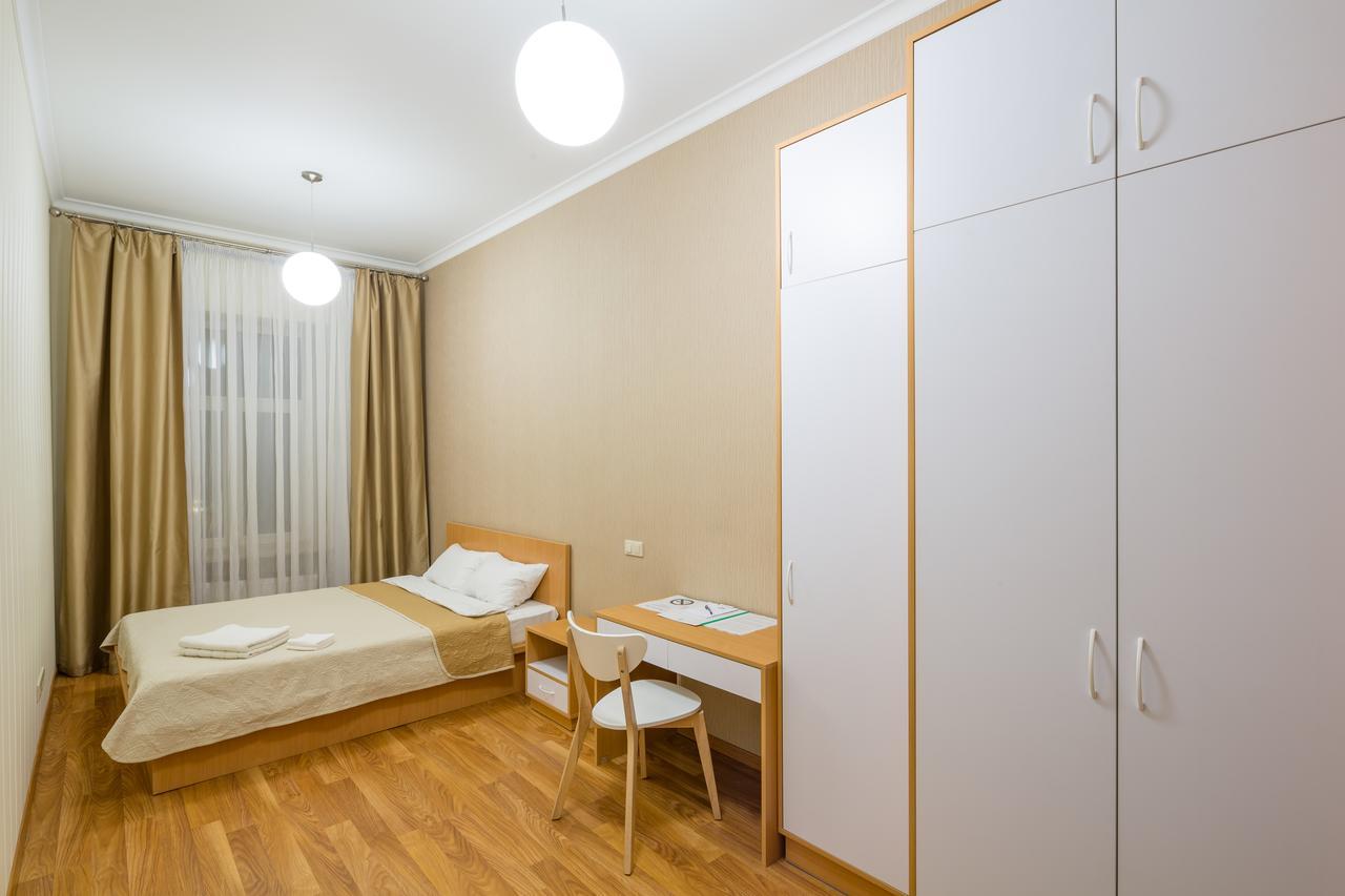 Apartment On Svobody Avenue 25 Lviv Exterior photo
